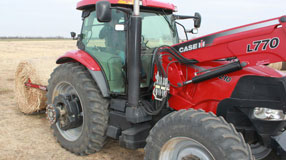 DewEze 165 Bale Hugger - Front end loader bale handling equipment
