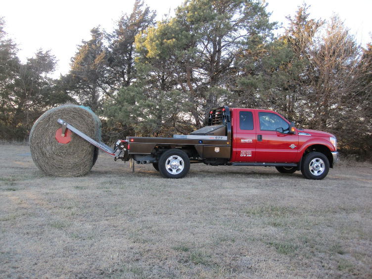 Patented Parallel Squeeze Bale Pikup Technology By Deweze